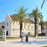 Apartment Riva Seafront Rogoznica (Sibenik-Knin)
