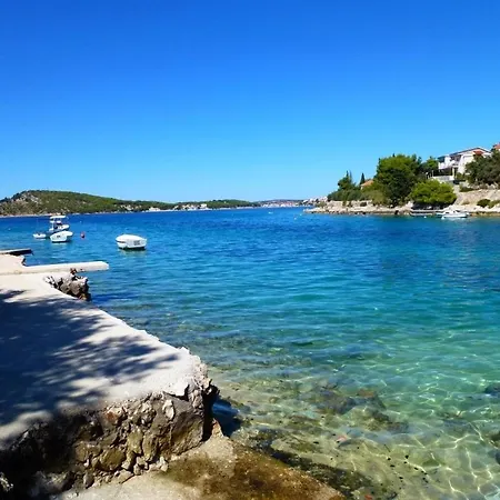 Riva Seafront アパート *