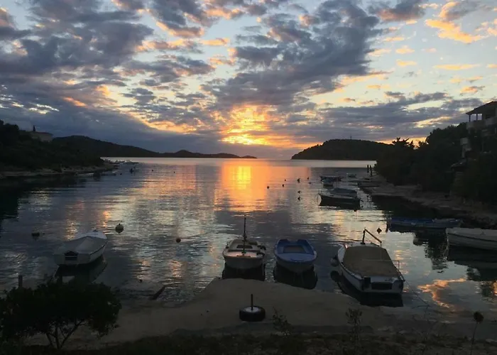 Riva Seafront アパート