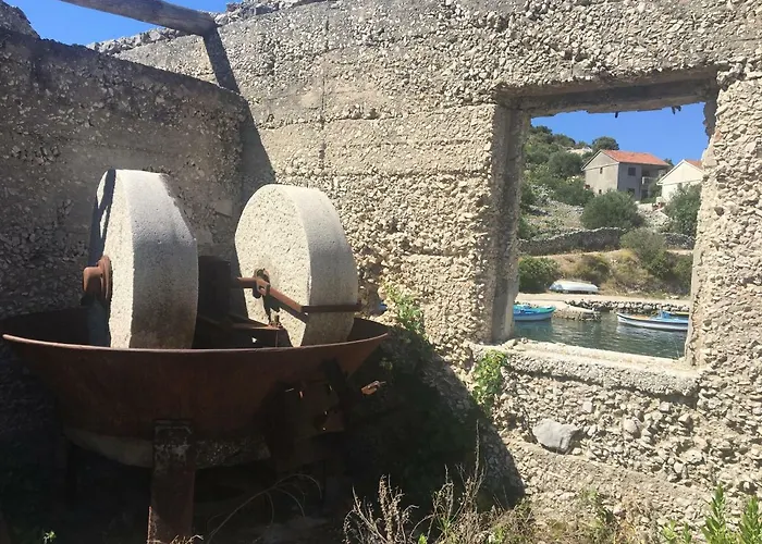 Riva Seafront Apartment Rogoznica (Sibenik-Knin)