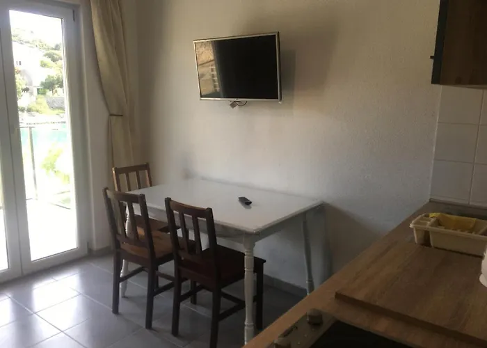 Riva Seafront Apartment